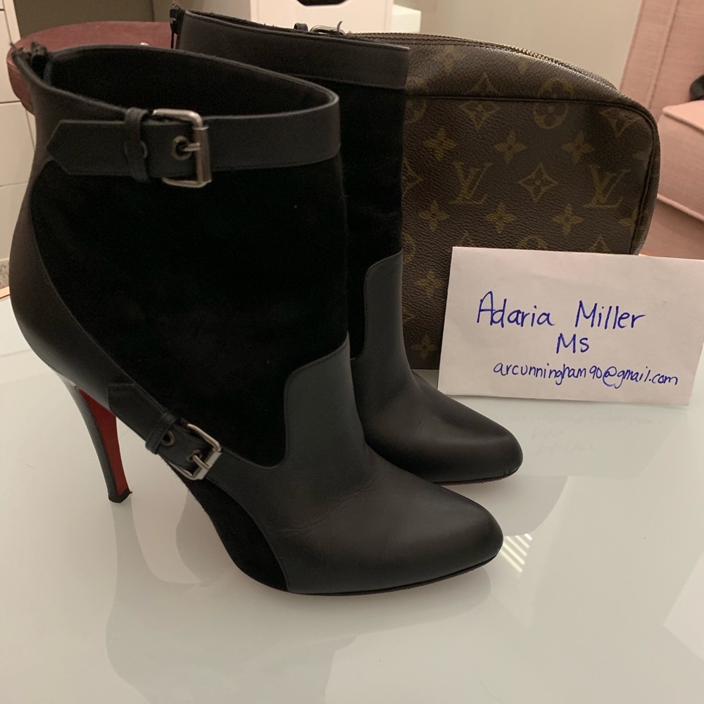 💕Christian Louboutin Canassone Booties💕